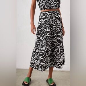 RAILS NWOT Sz XL "Mary" Skirt in Black & White print "Contour Lines"